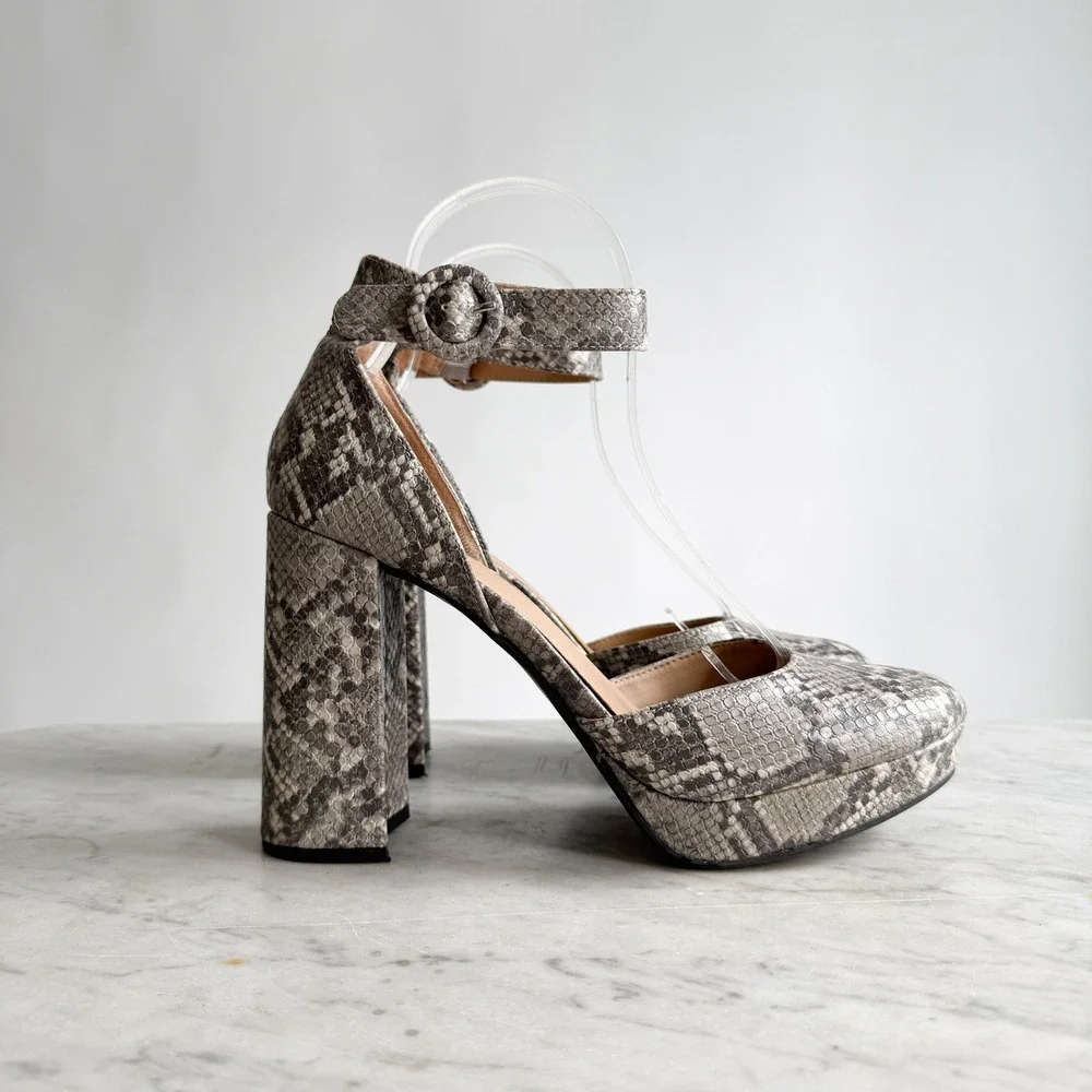 Kaari Blue Riley gray snakeskin platform ankle‎ strap shoes size 9.5